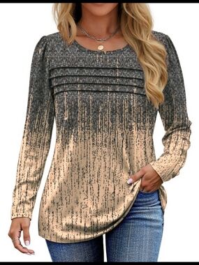 Ombre Pintuck Long Sleeve Top in Beige and Gray